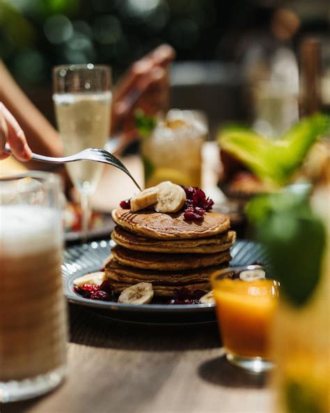 O restaurante instagramável onde pode comer um brunch no meio desta