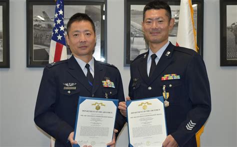 US honors Japanese airmen for aid to US counterparts after vehicle ...