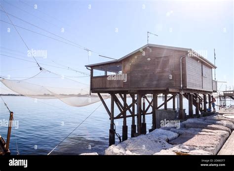 Traditional Fishing House Stock Photo - Alamy