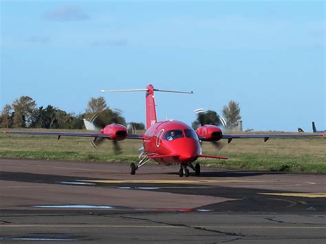 Oyonnair Piaggio P 180 Avanti II F HUNK F HUNK Arriving A Flickr