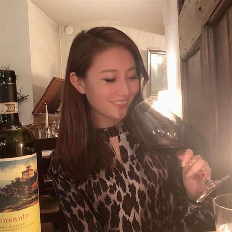 齋藤菜月さんのインスタグラム写真 齋藤菜月instagram「フィレンツェでキャンティクラシコ飲んでビステッカたべたーい