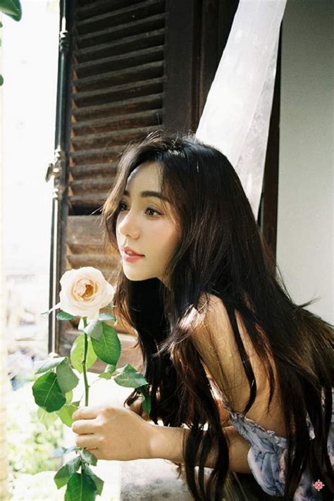 Hot girl sitcom Quỳnh Kool từng bước phủ sóng nữ chính phim giờ vàng VTV