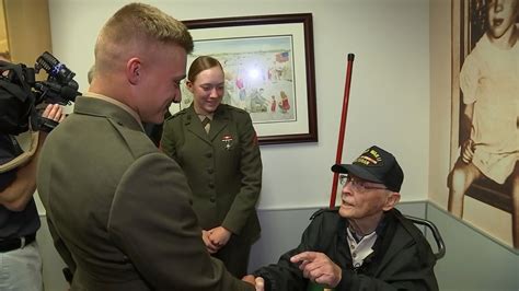 Iwo Jima veteran meets with new Marines on 75th anniversary of battle ...