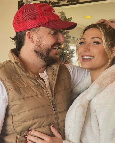 Taylor Hasselhoff-Fiore | Tis the season… for loving you ️ | Instagram