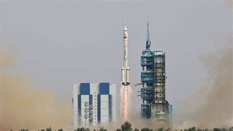 La Chine a envoyé son premier astronaute civil dans l espace