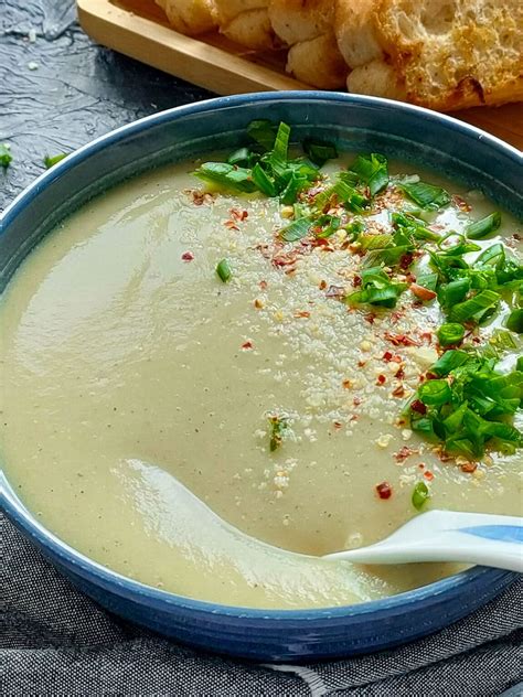 Creamy Cauliflower Potato Leek Soup Without Cream Go Healthy Ever After