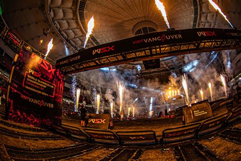 Tomac Mcelrath Victorious In Vancouver Fim World Supercross