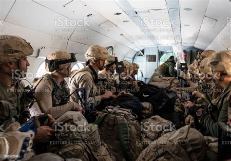 Photo Libre De Droit De Des Soldats De Larmée Et De La Gendarmerie