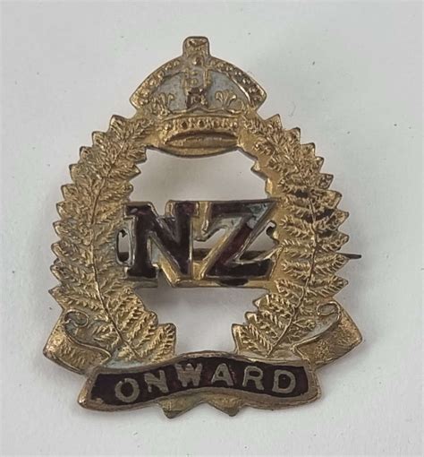 New Zealand Onward Sweetheart Badge Kc Trade In Military