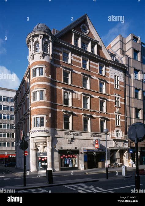 Moorgate Station, London Stock Photo - Alamy