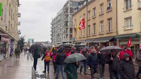 Vid Os Rouen Les Retrait S Dans La Rue Pour D Fendre Leur Pouvoir