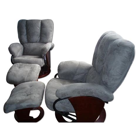 Raymour & Flanigan Recliners w/ Foot Stools - AptDeco