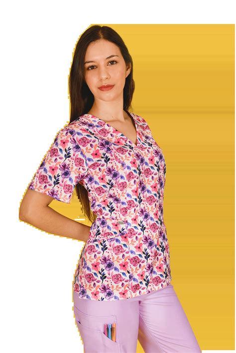 Uniforme Cl Nico Estampado Flores Rosado Tops Mujer Aur Sima