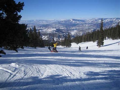 Aspen Snowmass Ski Resort Review