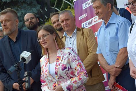 Posłanka Lewicy Paulina Matysiak otworzyła biuro poselskie w Zduńskiej