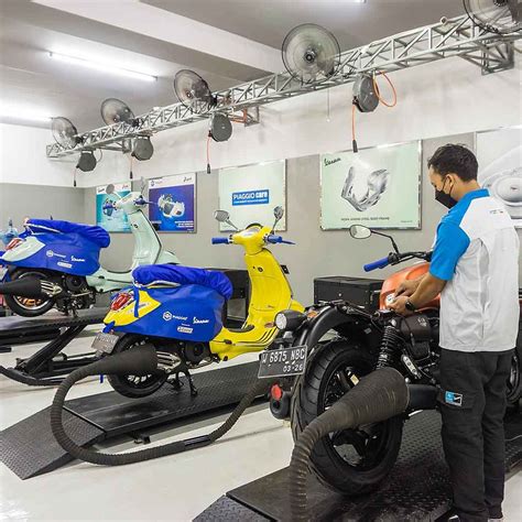 Otoplus Online I Piaggio Indonesia Hadirkan Dealer Smart Premium