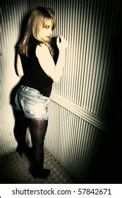 Sexy Blonde Girl Posing Elevator Erotic Foto Stock Shutterstock