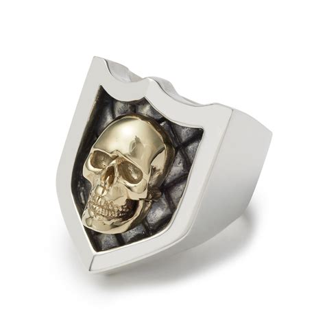 The Great Frog Chesterfield Shield With Ct Yellow Gold Skull Ring