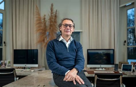 $600 Million CEO Starts From Home 'Solo'