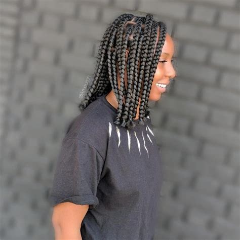 18+ Divine Knotless Braids Bob