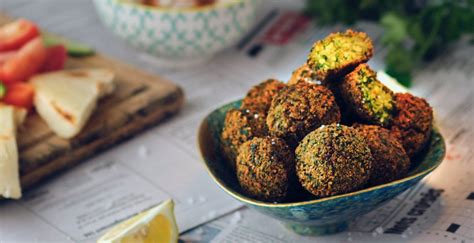 Israeli Falafel: History + Recipe – Judaicapedia