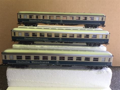 Märklin H0 - 4175-4176 - Personenwagen - 3 verschiedene - Catawiki