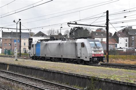 La Passion Du Train En Gare De Luttre Belgique Avec Gwena L