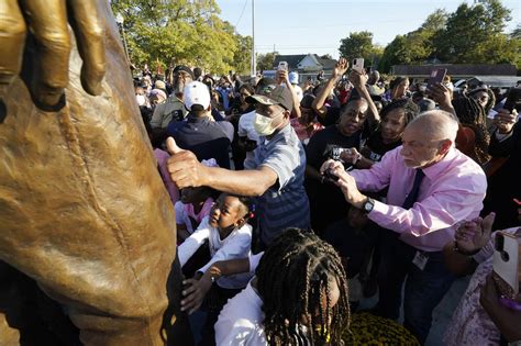 Change Has Come Mississippi Unveils Emmett Till Statue