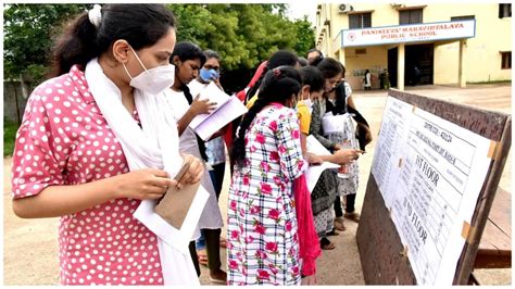 Neet Ug Dress Code Documents To Carry To Exam Centre Check Nta