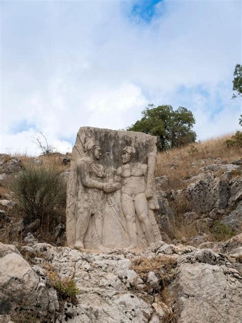 Anatolia In Situri Unesco Cum Ajungeti De La Castele Faurite Cu Lapte