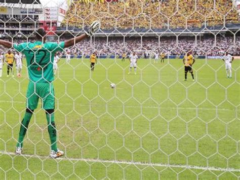 Liga Vs Barcelona El Partido M S Atractivo De La Sexta Fecha