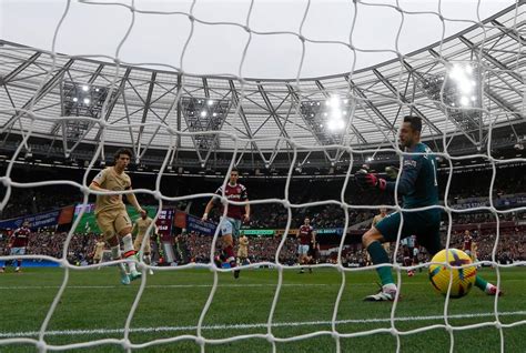 Premier League Enzo Fern Ndez Asisti A Joao F Lix En El Gol De