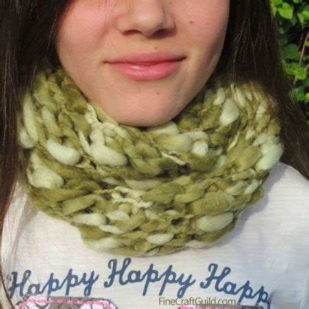 Chunky Infinity Scarf Pattern