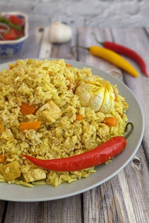 Uzbek plov – vegan recipe with tofu