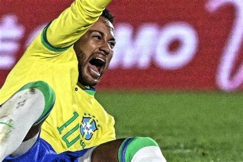 Neymar será sometido a cirugía tras romperse el ligamento de la rodilla