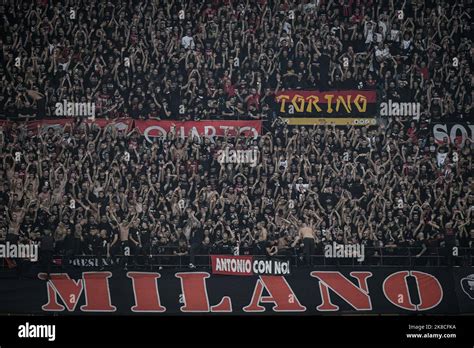 Milano Italia 22nd Ott 2022 AC Milan Tifosi Durante La Serie