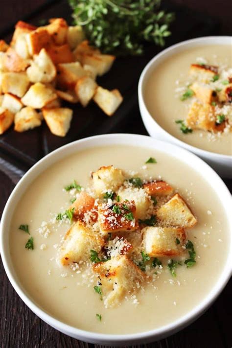 Creamy Garlic Bread Soup With Homemade Croutons Simply Happenings