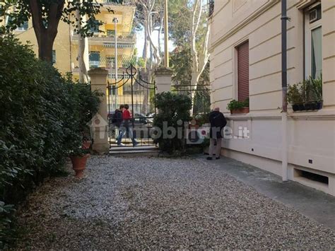 Affitto Appartamento Genova Quadrilocale In Via Giordano Bruno Buono