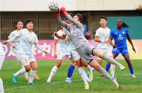 五球不敌劲旅上海队，北京女足遭遇主场四连败 北京日报网