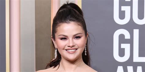 Selena Gomez Confirms Relationship Status In Social Media Video