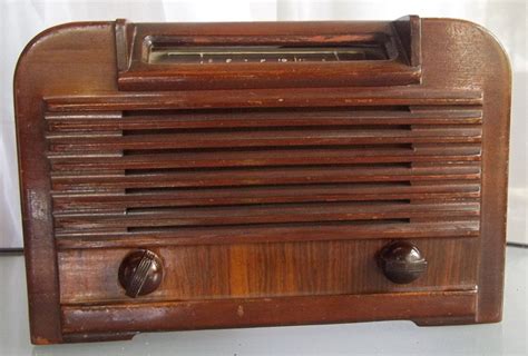 Rca Radiola Vintage Radio Model Radio Wooden Etsy Vintage