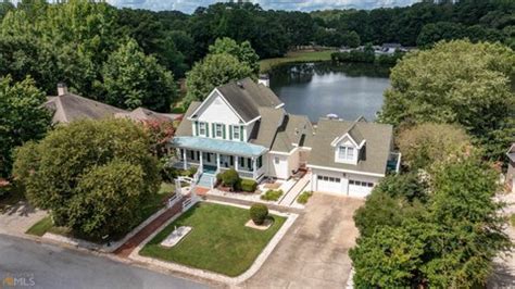 Newnan, GA Real Estate - Newnan Homes for Sale | realtor.com®