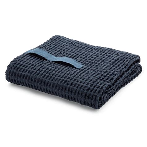 Towel Waffle Piqué Dark Blue Bath Towel Manufactum