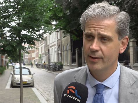 Dordtse Burgemeester Wouter Kolff Laat Verplichting Opvang Niet Aan