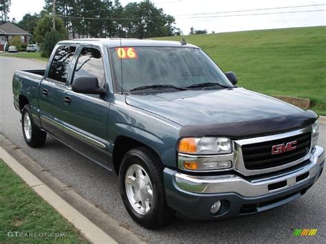 2006 Stealth Gray Metallic GMC Sierra 1500 SLE Crew Cab 15633725 Photo