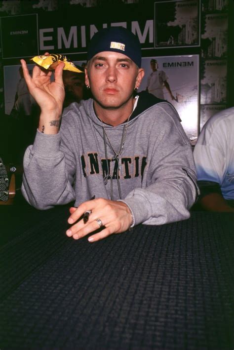 Hot Pictures Eminem | Lose Yourself in Eminem's Hottest Photos ...