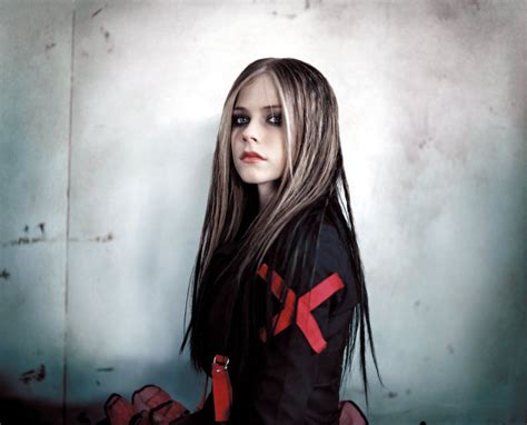 Avri lLavigne Has A Red X - MyConfinedSpace