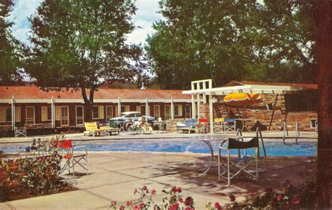 HISTORY OF THE PARRY LODGE, KANAB, UTAH: Parry Lodge History In Photographs