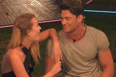 Love Island Tv Sex Sorgt F R Ordentlich Gespr Chsstoff Bei Twitter