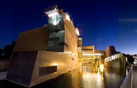 Te Papas Backside The Rear Of Te Papa The Museum Of New Flickr